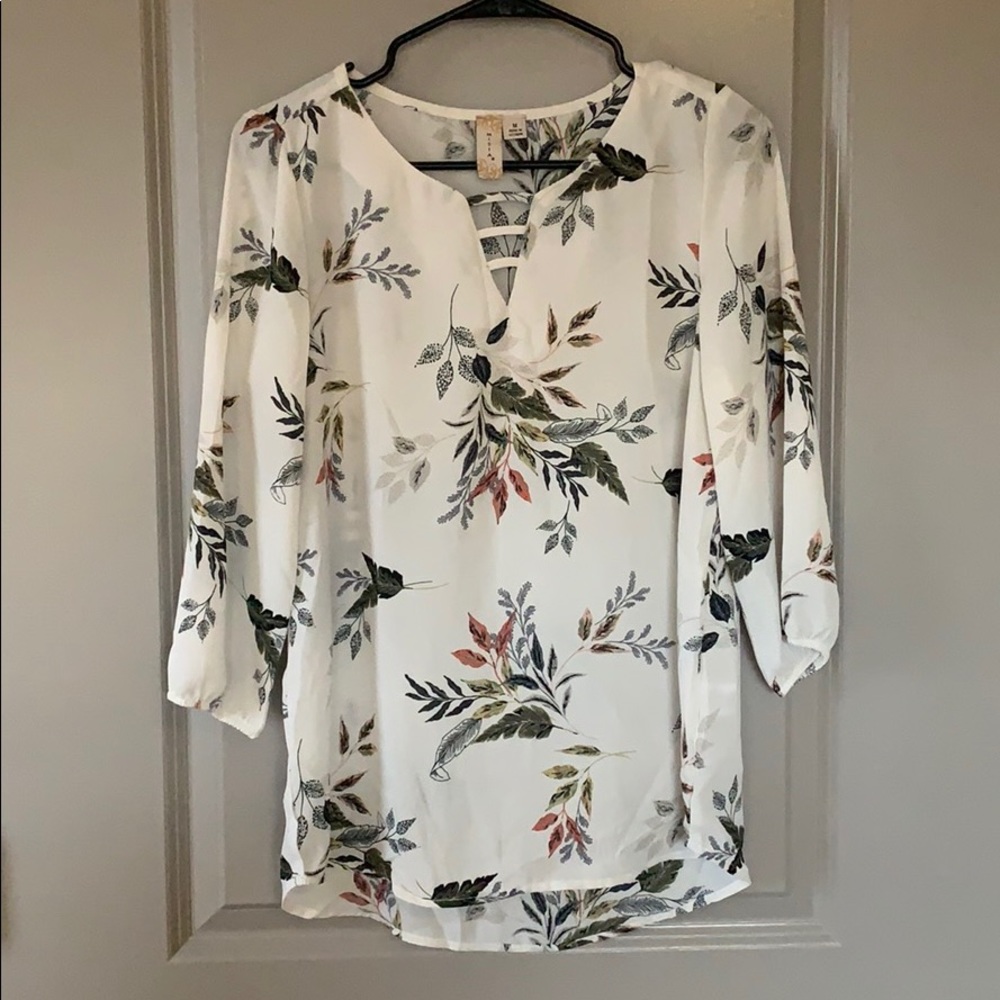 Dainty floral top